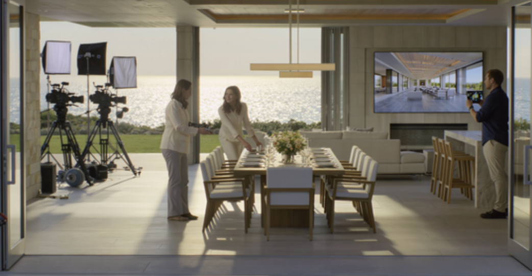 My Mom Texted, “We’re Not Coming To Your Housewarming. Your Sister Is Also Moving.” I Just Replied, “That’s Okay, Don’t Worry About It.” What They Didn’t Know Was That My “House” Was A $4,000,000 Villa That Had Just Been Filmed For A National Home Design Show. When The Episode Finally Aired, My Phone Started Buzzing Nonstop — And Suddenly, My Family’s Attitude Toward My New Address Changed Overnight.