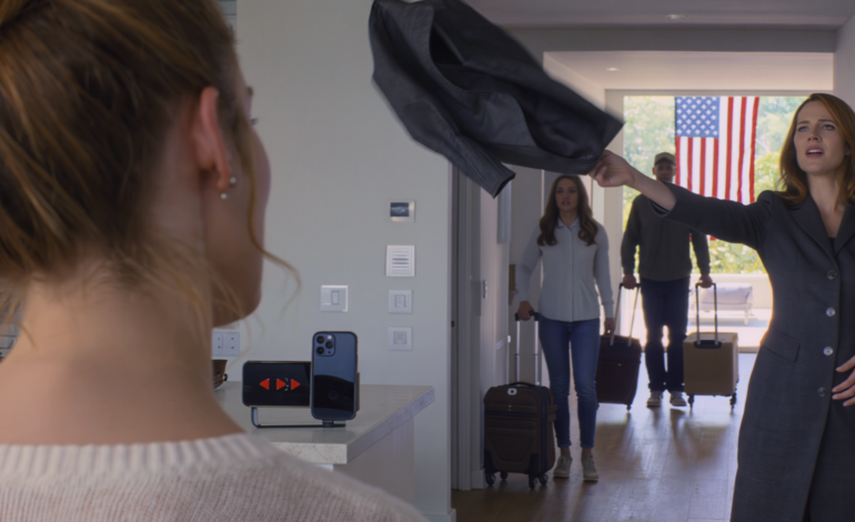 “Sweetheart, meet the new owner of your apartment,” my mom barged in with my sister’s two suitcases and pointed straight at my bedroom: “This room is Grace’s from now on—throw all your stuff out before the movers get here!” My dad nodded like it was the most normal thing in the world, a jacket got thrown in my face, and the whole family looked at me like I was the freeloader… right then, I just smiled and said one very soft sentence.