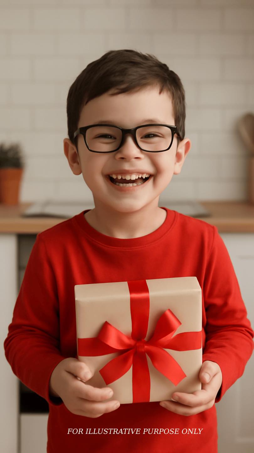 My son brought home a “gift” from our neighbor — and just one look inside the box was enough to make me pack up and leave immediately.