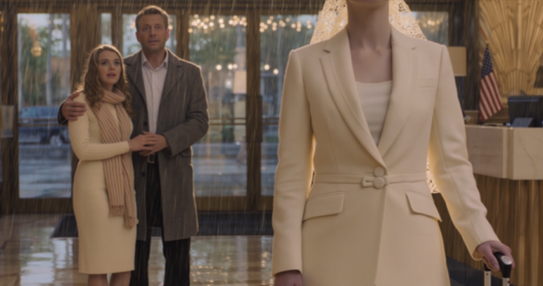 My Husband Went To Miami For Work For 40 Days. I Went To Surprise Him, And When I Arrived At The Hotel, I Found Him Embracing His Lover. I Walked Over, Said One Sentence, And HE TURNED PALE AND FOLLOWED ME