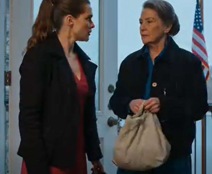 My Husband Pushed For A Divorce And Made Me Leave. My Mother-In-Law Tossed A Torn Bag At Me And Snapped, “Take Your Stuff!” When I Opened It, I Couldn’t Believe What I Saw—Papers For A Savings Account With $500,000 And A House Deed With My Name On It.