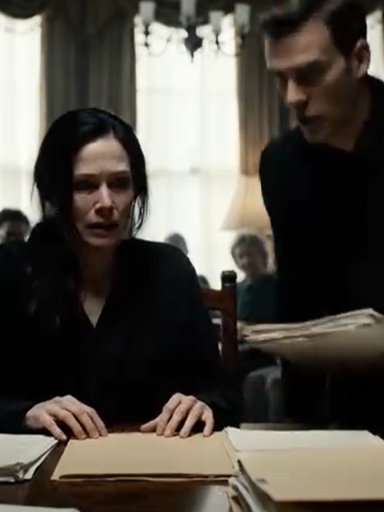 “My sister-in-law hadn’t spoken in seven years—until my brother died and we gathered to divide the inheritance.” My sister-in-law used to be a lively and energetic person. But one day, in an accident on his way home from work, he lost his hearing completely, and from that moment on, he didn’t utter another word.