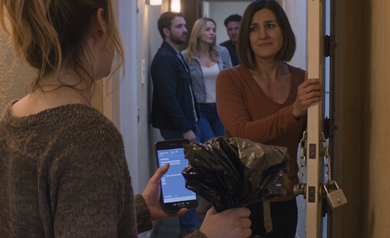 For 14 months, I didn’t breathe a word about my $37,000-a-month salary; he only ever saw me dressed simply, driving an old car. Then my fiancé invited me to a “meet-the-parents” dinner at his family’s estate, and I decided to play the naive poor girl to see how they’d treat someone with “nothing.” But the moment I stepped through that mahogany door, I heard a whisper…