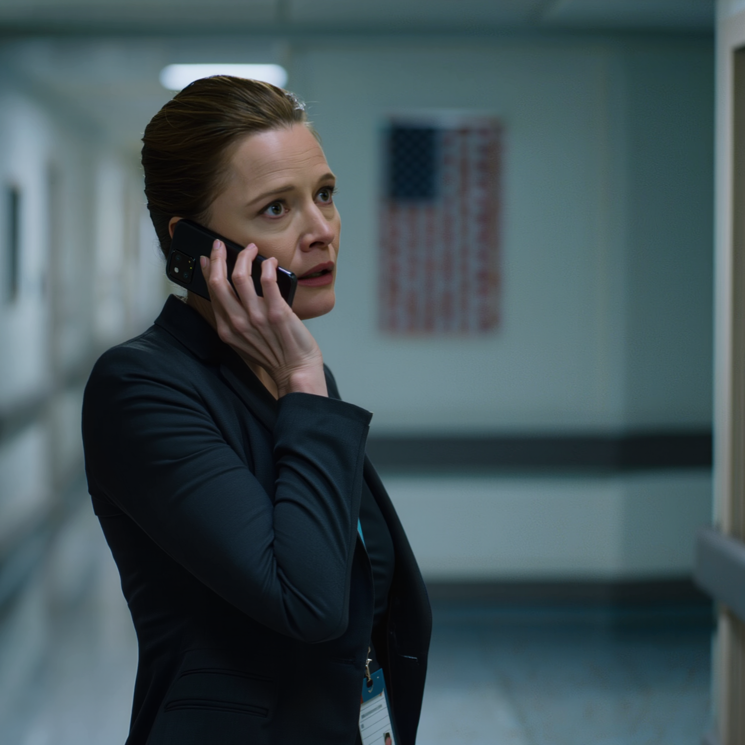 Standing in a hospital corridor at 6:12 p.m., I listened to a voicemail from my mother: “You’re cut off from the family, don’t contact us again, we’re moving forward without you.” I only texted back, “Okay,” and by the next morning access was locked, the closing on the lakefront townhouse started falling apart, 58 missed calls came flooding in, and then the family lawyer texted: “We have a very serious problem.”